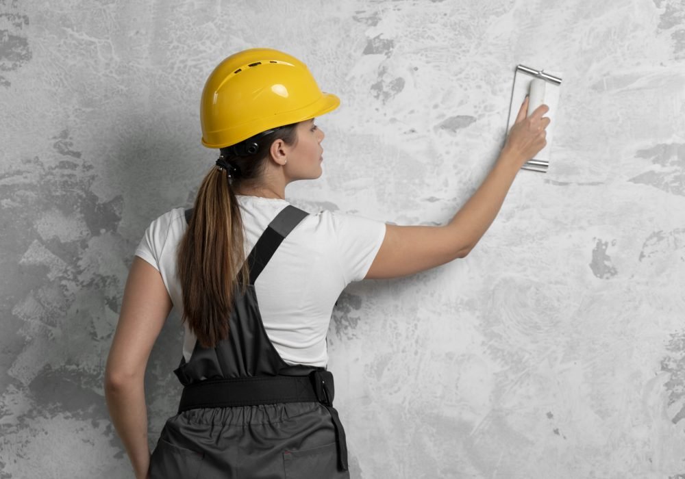 service-maintenance-worker-repairing